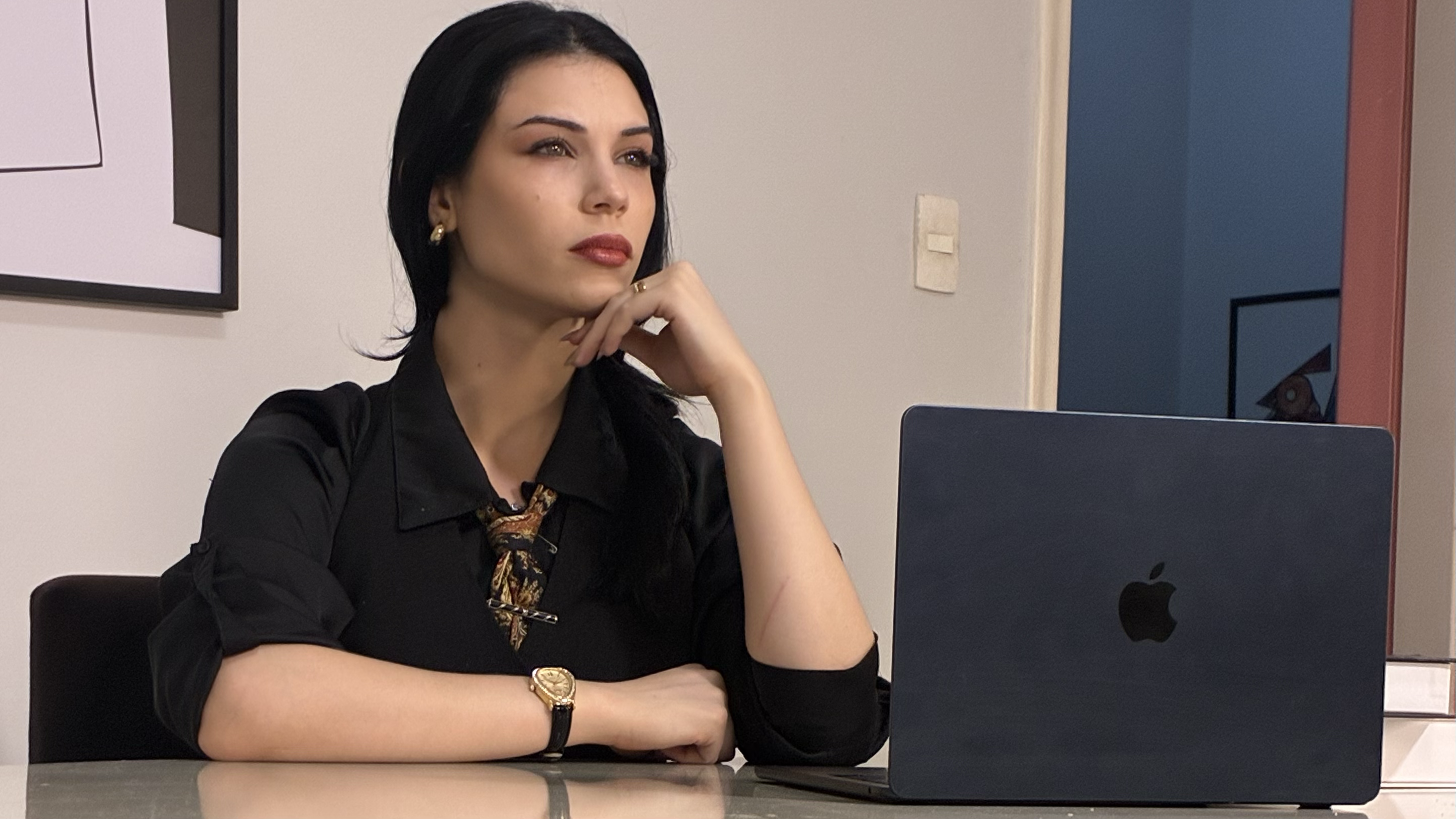 Imagem de capa da Rafaella (substituir)